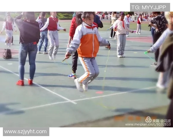 足球明星花球精彩瞬间全景展示及其背后的故事解析